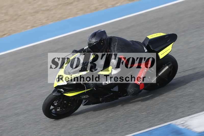 /Archiv-2024/01 26.-28.01.2024 Moto Center Thun Jerez/Gruppe gruen-green/87